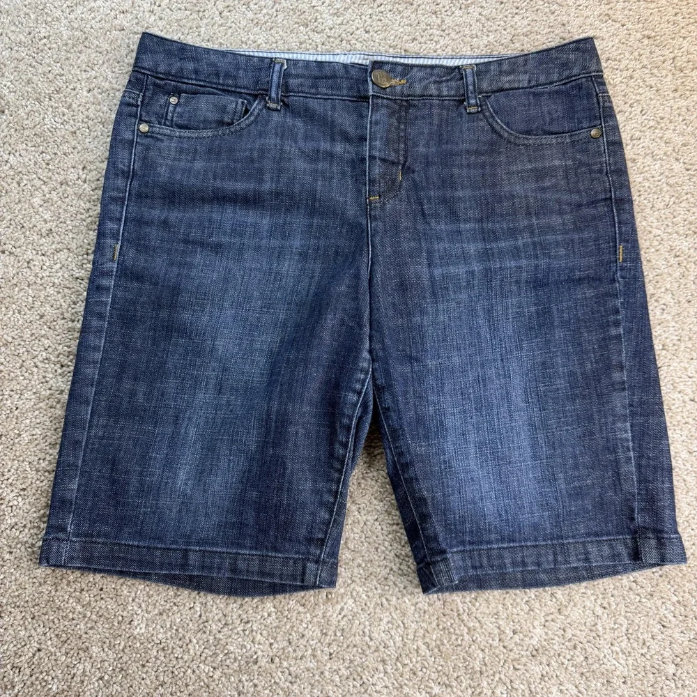 Tommy Hilfiger Denim Bermuda Shorts Womens 10 36W Blue Stretch Casual Summer